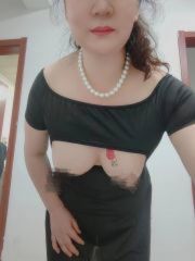 姑苏瑜伽妹翘臀曼儿