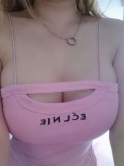 成都丰满嫩妹服务一流