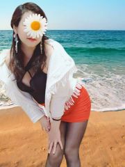 服务系大屁股熟女姐姐