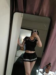 三点粉嫩玲玲后妹子