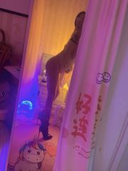 性感大奶翘臀极品美女