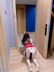 新华自己租房自做的小姐姐