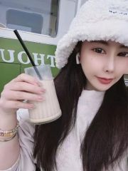 胸大腰细健身小少妇