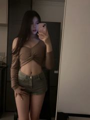 刚兼职的性感妹妹服务好