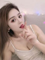 巨乳微胖小极品美女