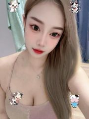 极品身材粉嫩喷水小妹