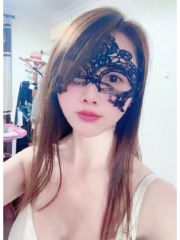 杭州自聊自做的小美女