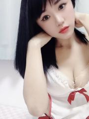 极品多汁性感小妹