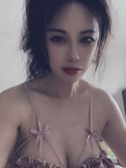 服务到位大奶风骚姐姐