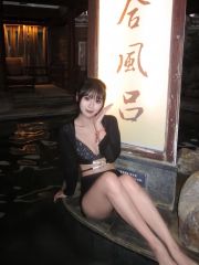 性感天然大胸兼职老师